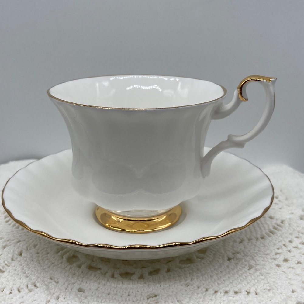Royal Albert Val D’Or English Bone China Cup & Saucer